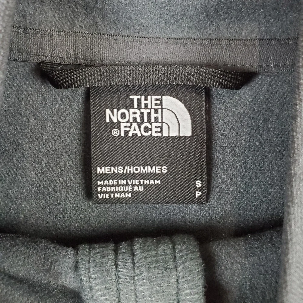 The North Face Mens Camden Jacket Sz Small Polyester Long Sleeve Full Zip